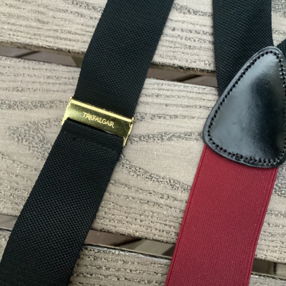 TRAFALGAR Men's Suspenders Button Braces Burgundy Red & Black Solid - Picture 4 of 4